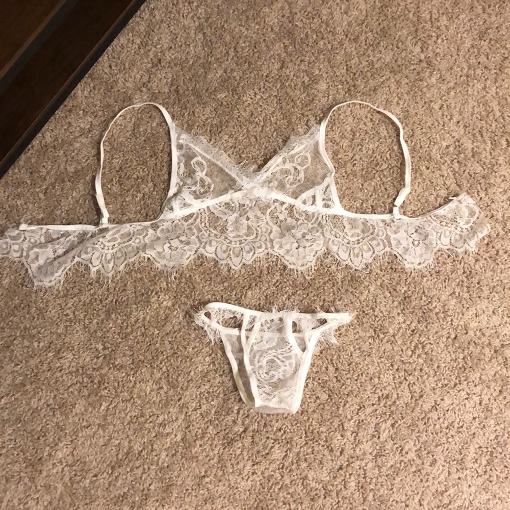White lace intimates